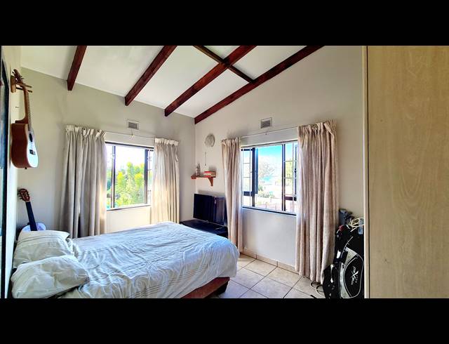 3 BEDROOM FREEHOLD FOR SALE IN KELSO
